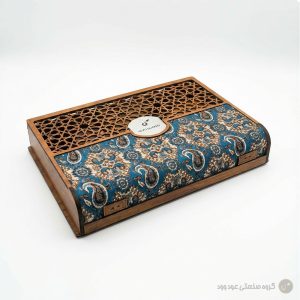 جعبه آجیل و پذیرایی مانا درب بسته از نمای کنار